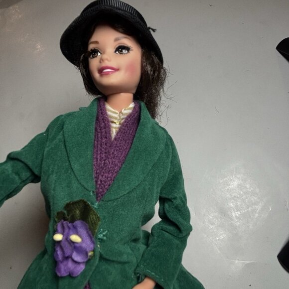 1995 Barbie as Eliza Doolittle in My Fair Lady Collectors Doll #15498 - Picture 2 of 10